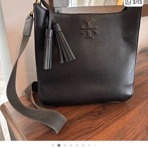 Tory Burch Thea Web Pebble Leather Lg Black Shoulder Bag - pre owned